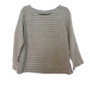 C & C California Gray and White Stripes Long Sleeved Crew Neck Shirt Size Small